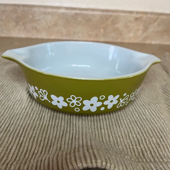 Vintage Pyrex Spring Blossom - Picture 3 of 5